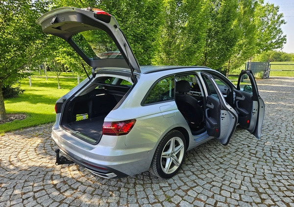 Audi A4 cena 128900 przebieg: 49000, rok produkcji 2020 z Błonie małe 407